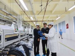 深圳沉返内地外贸